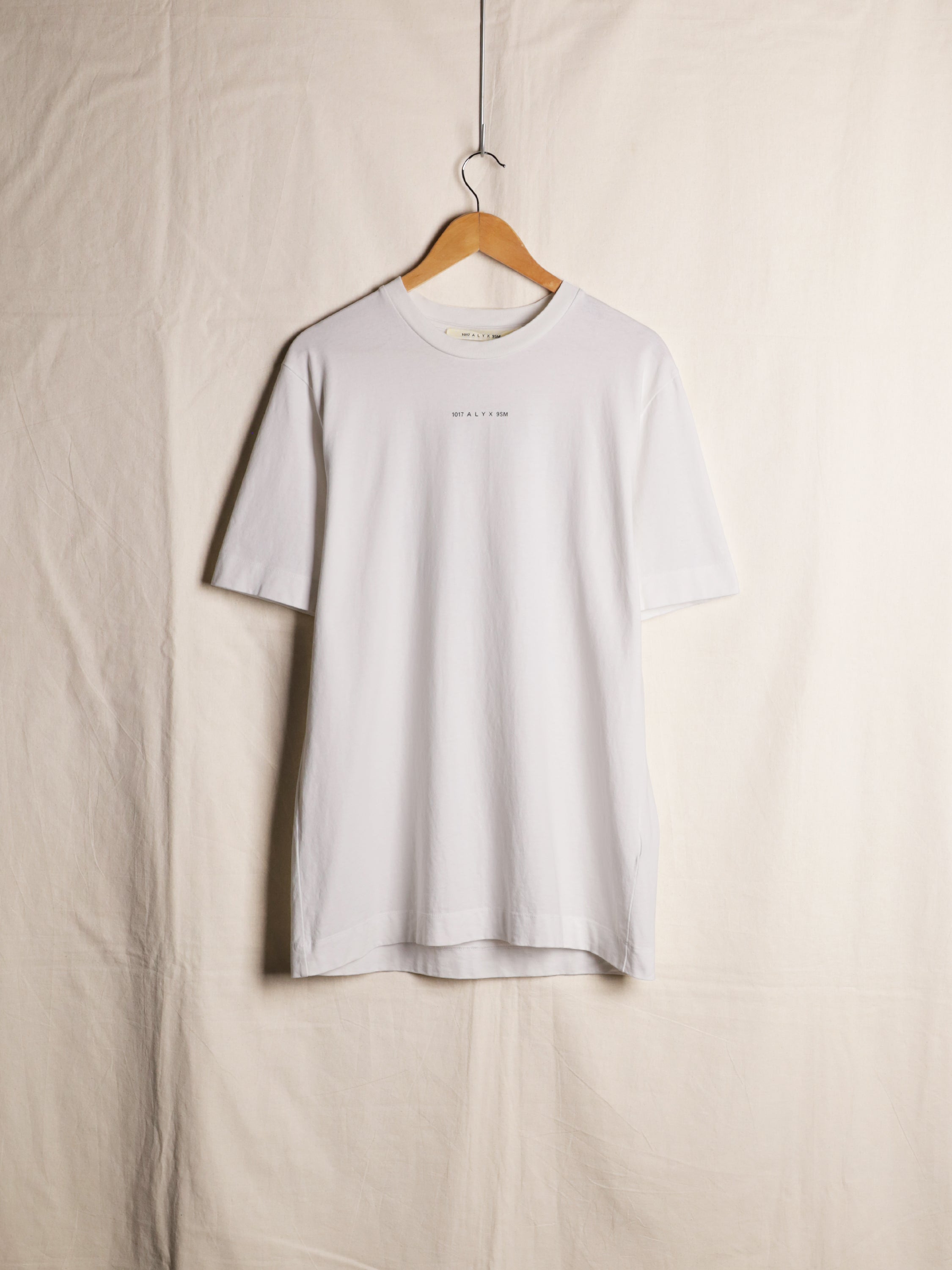 ムク　SAR 1017 ALYX 9SM - Graphic Tee | Indigo & Provisions