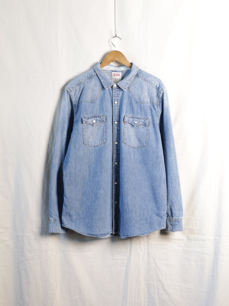 Levi's - "Barstow" Denim Western Shirt