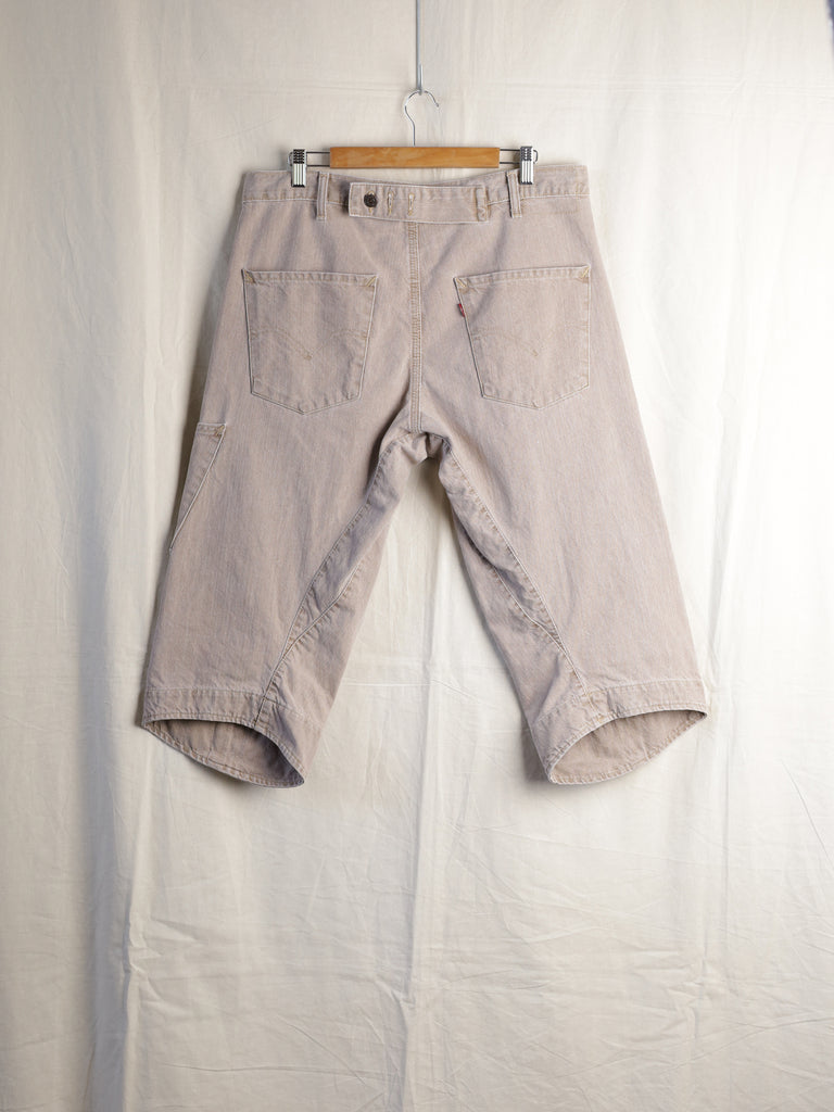 Levi's - "Engineered" Beige Denim Shorts