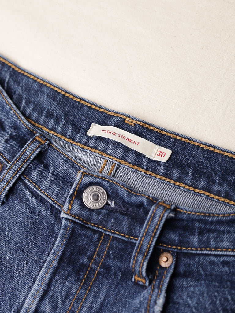 Levi's - "Wedgie Straight" Jeans