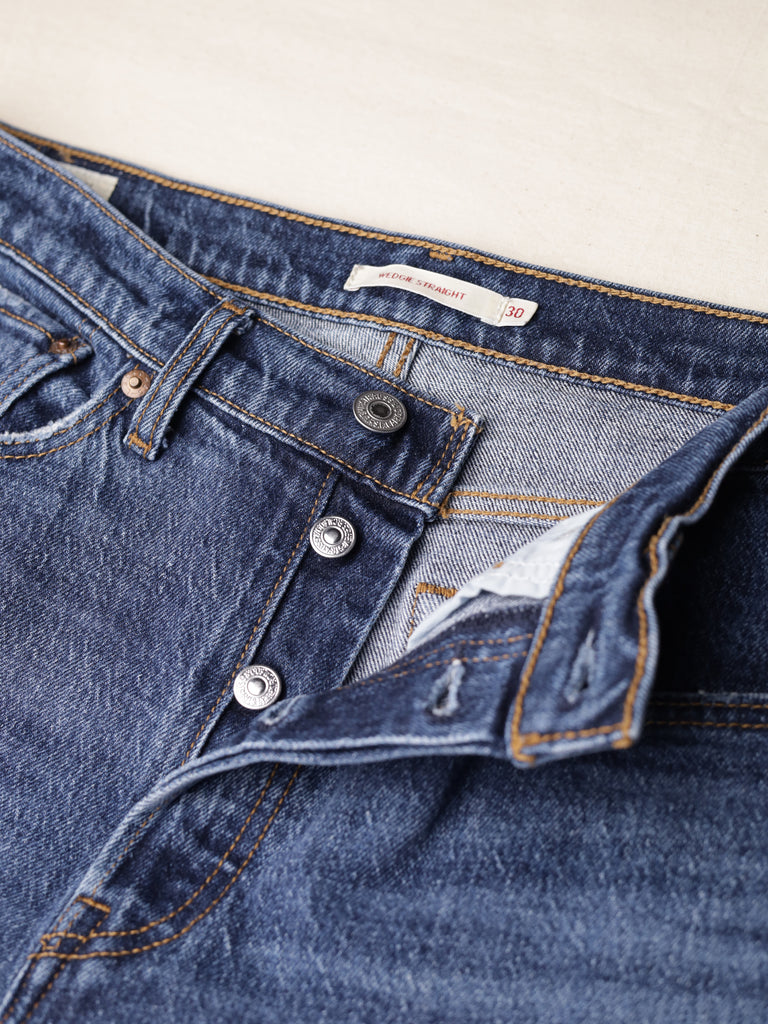 Levi's - "Wedgie Straight" Jeans