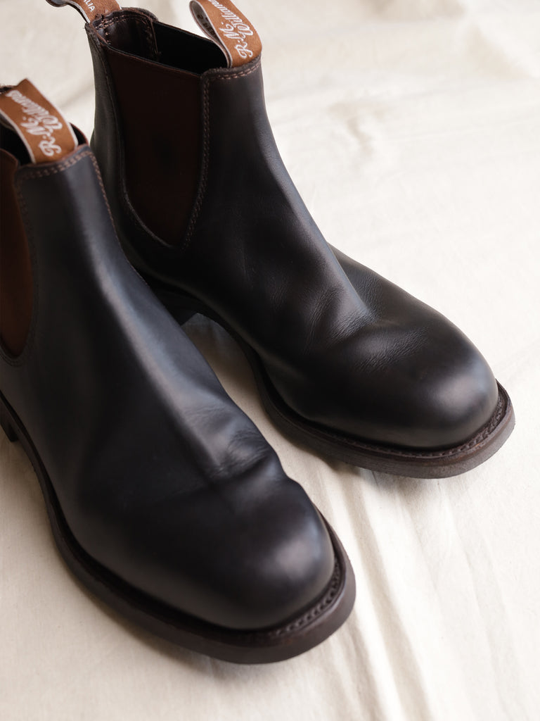 RM Williams - "Gardener" Leather Chelsea Boots