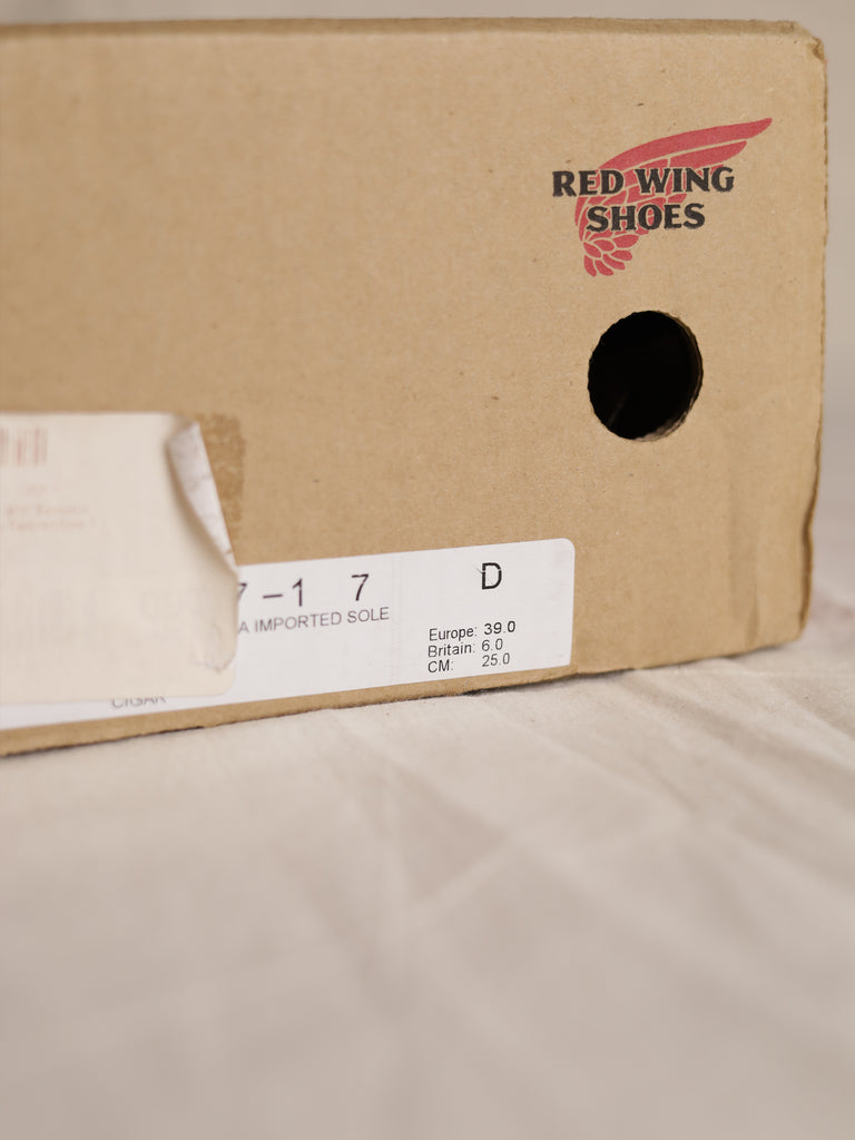 Red Wing - 9017 Beckman Chukka Boots